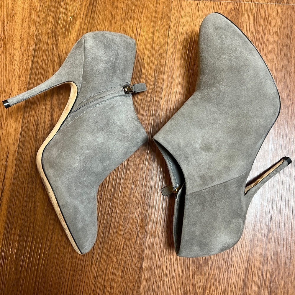 Gucci Gray Suede Stiletto Ankle Boot Women's Size 37.5 - Picture 2 of 9
